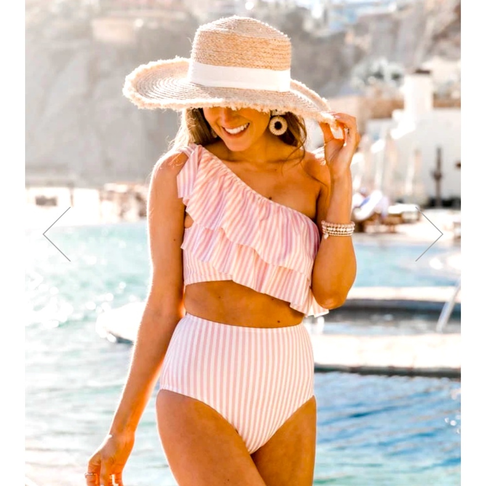Caitlyn Covington Bermuda stripe bikini top